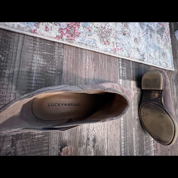 lucky brand tan suede boots - Picture 3 of 7